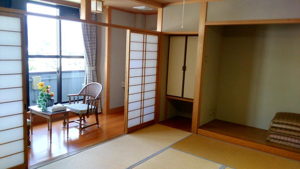 海辺のゲストハウスーぽかぽか村ー Ise Exterior foto