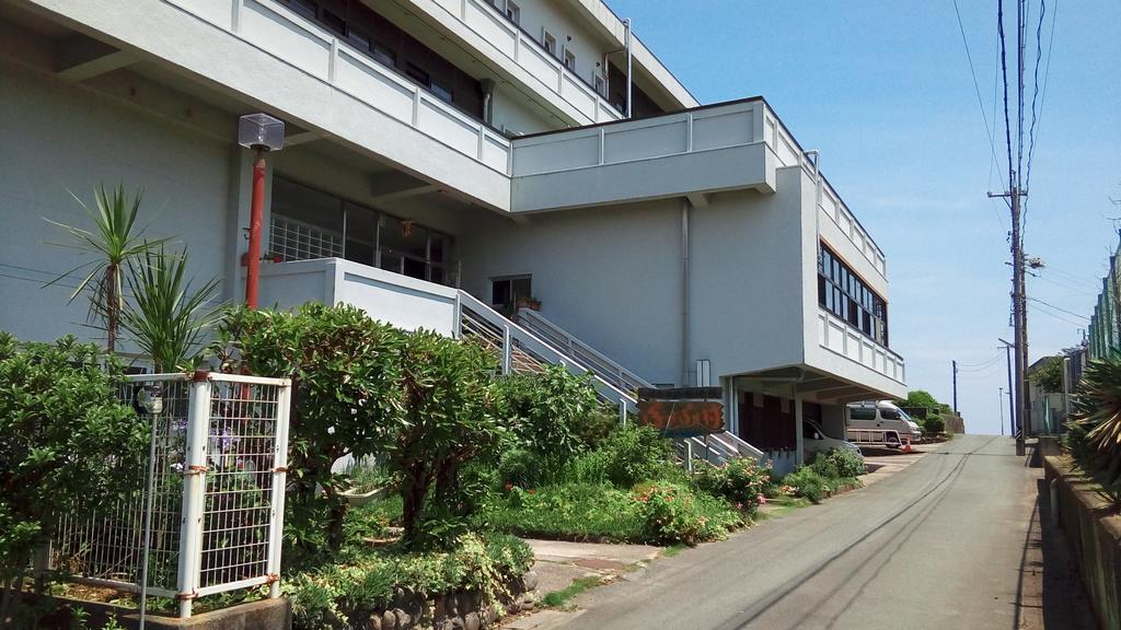 海辺のゲストハウスーぽかぽか村ー Ise Exterior foto